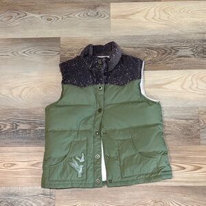 Old Navy Green and Brown Speckled Vest